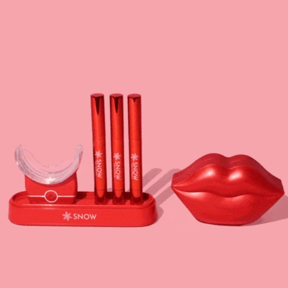 All-in-1! NIB Wireless Teeth Whitening System - Picture 4 of 7